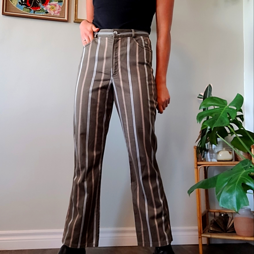 Striped High-Waist Women’s Jeans — Brown/White